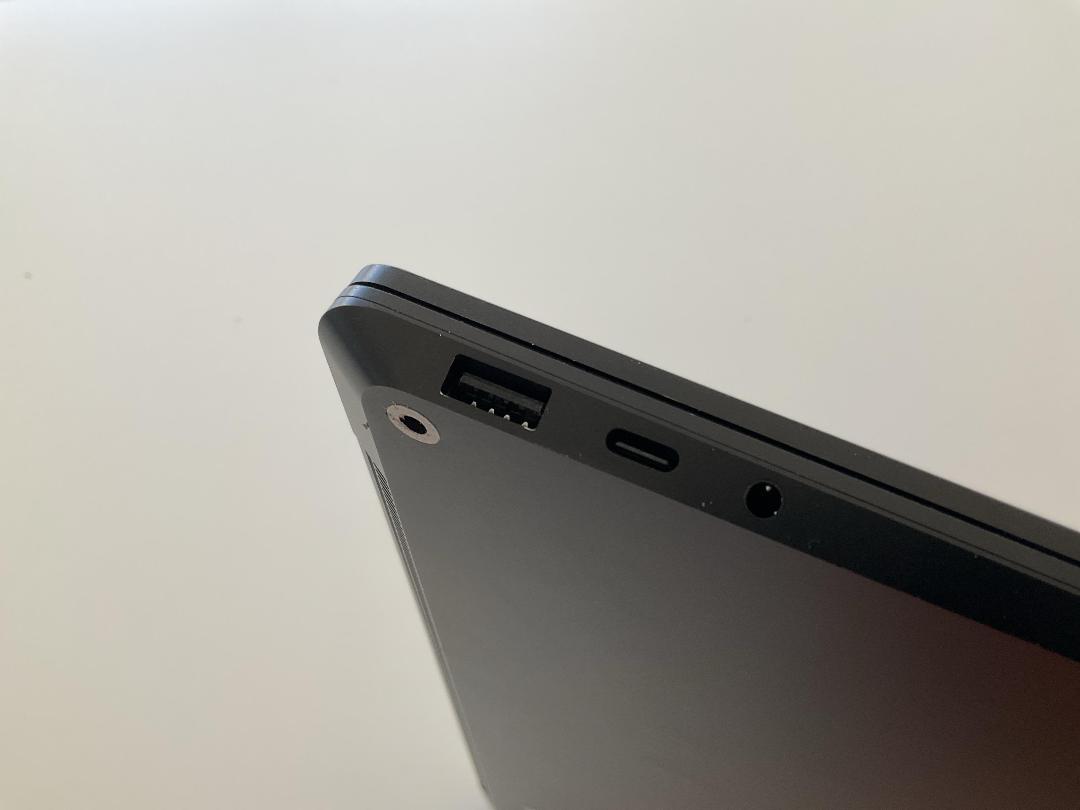 Photo '5' of Microsoft Surface Laptop 4 & Docking Station Photo '5' of Microsoft Surface Laptop 4 & Docking Station