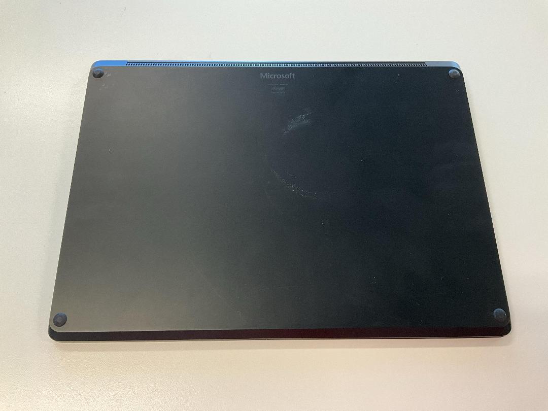 Photo '7' of Microsoft Surface Laptop 4 & Charger Photo '7' of Microsoft Surface Laptop 4 & Charger