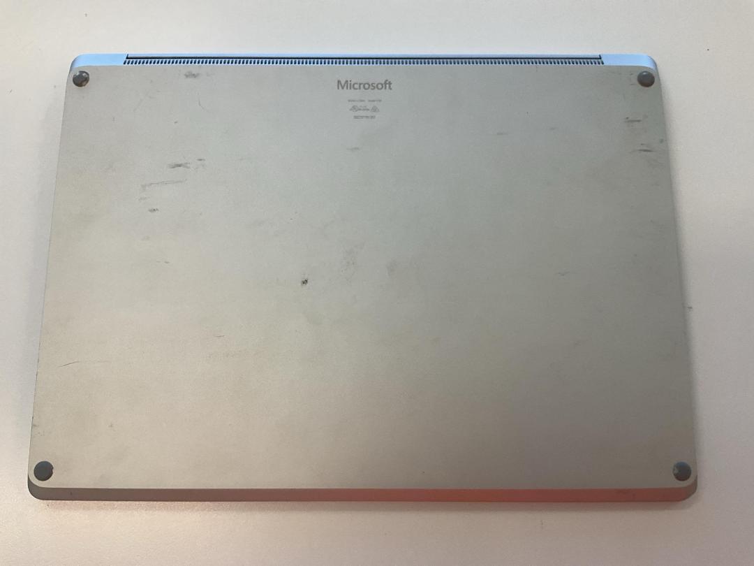 Photo '5' of Microsoft Surface Laptop & Charger Photo '5' of Microsoft Surface Laptop & Charger