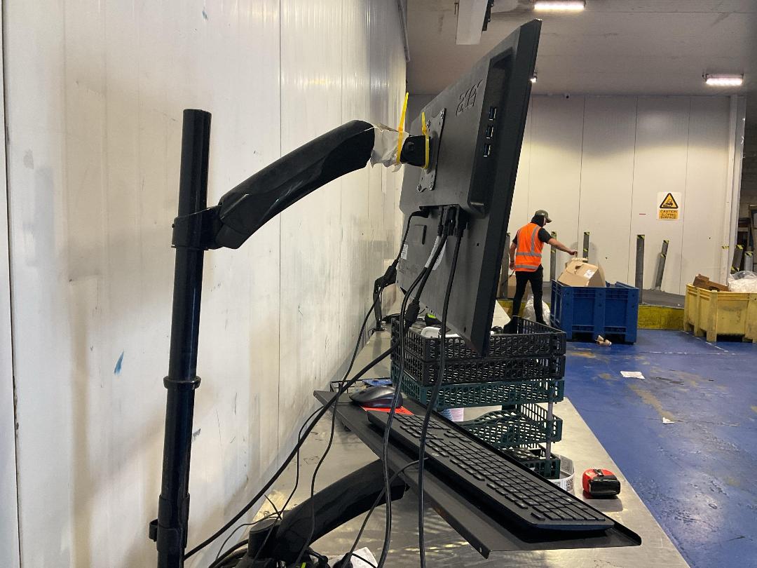 Photo '3' of Acer monitor bundle Photo '3' of Acer monitor bundle