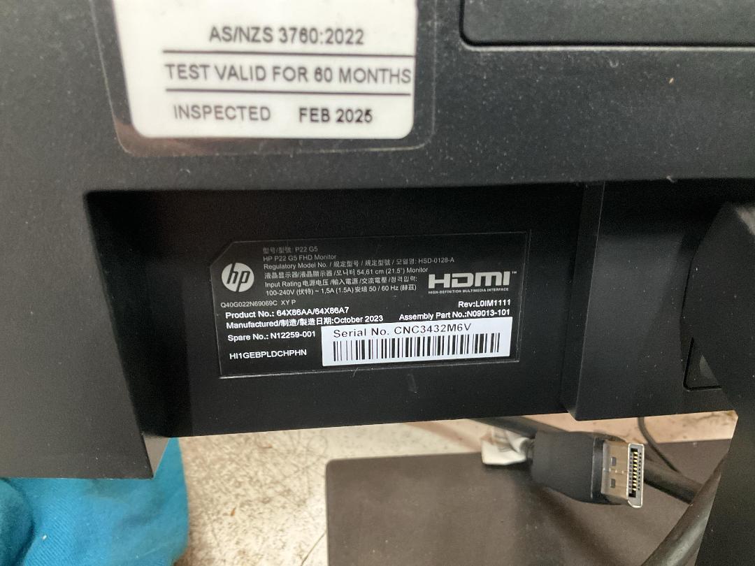 Photo '5' of Monitor, Keyboard & Mouse Photo '5' of Monitor, Keyboard & Mouse