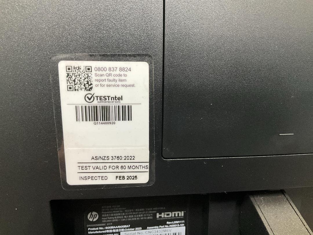 Photo '4' of Monitor, Keyboard & Mouse Photo '4' of Monitor, Keyboard & Mouse