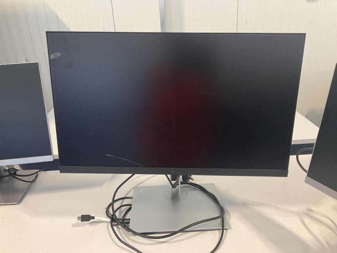 Photo '5' of 3x HP Monitors Photo '5' of 3x HP Monitors