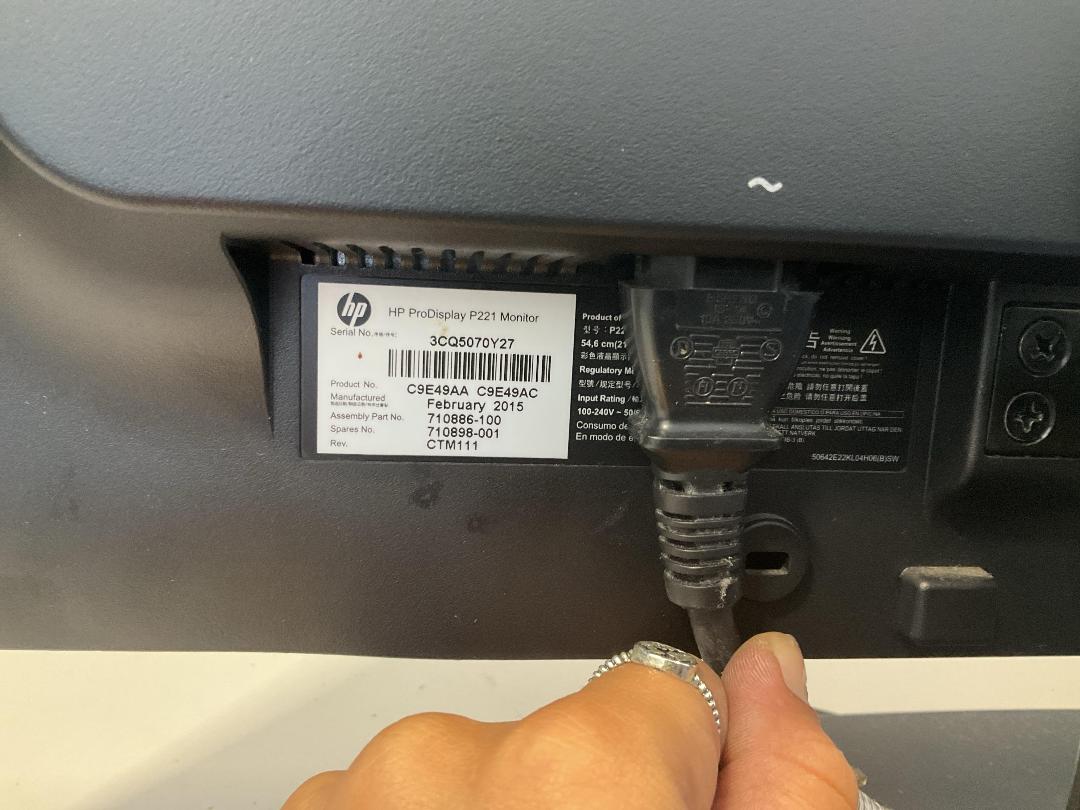 Photo '3' of Bulk of HP Monitors Photo '3' of Bulk of HP Monitors