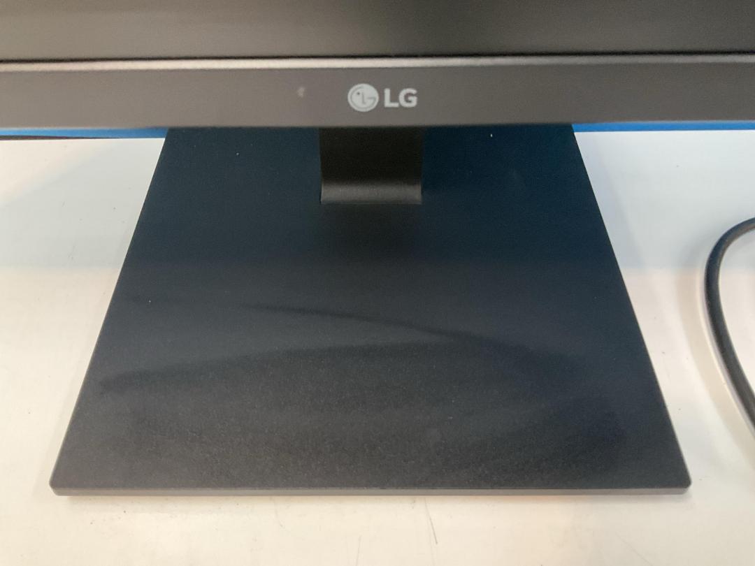 Photo '5' of LG 24” Computer Monitor - Model 24BK550Y Photo '5' of LG 24” Computer Monitor - Model 24BK550Y