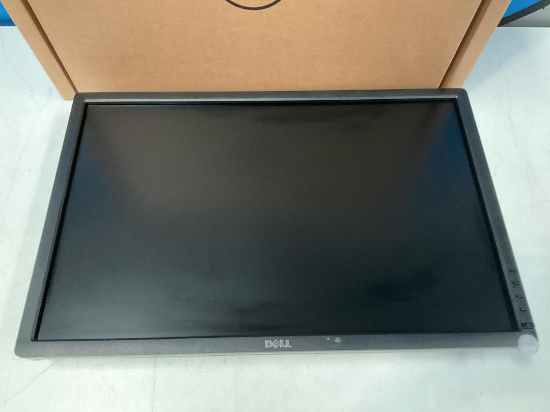 Photo '4' of Dell 24” LCD Computer Monitor - Model U2412Mc Photo '4' of Dell 24” LCD Computer Monitor - Model U2412Mc