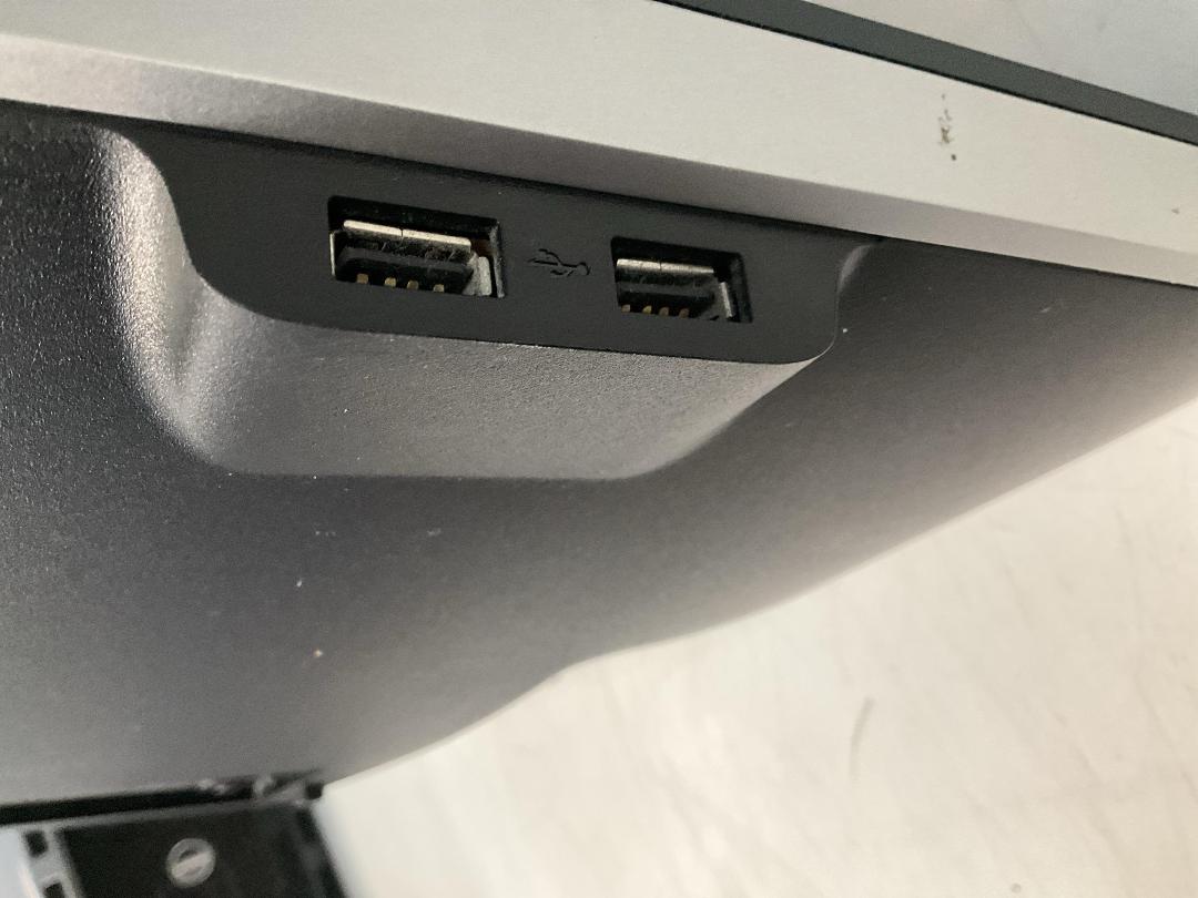 Photo '10' of Dell 24” LCD Computer Monitor - Model U2412Mc Photo '10' of Dell 24” LCD Computer Monitor - Model U2412Mc