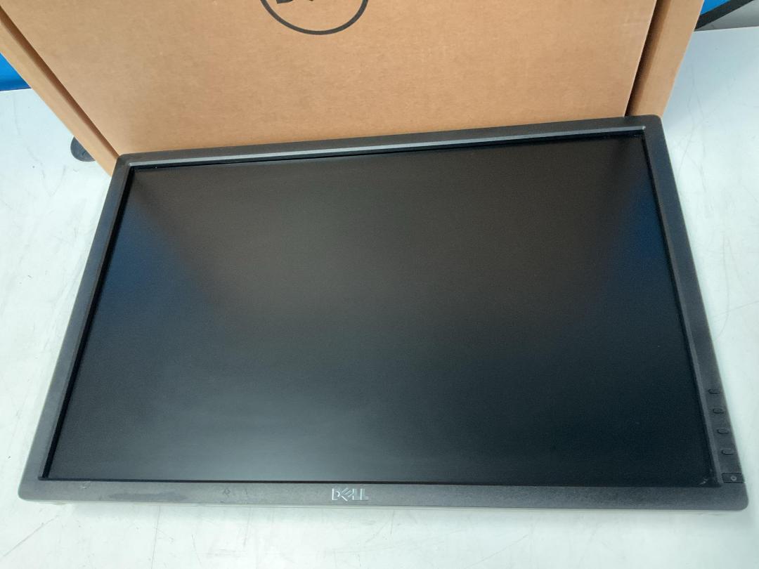 Photo '4' of Dell 24” LCD Computer Monitor - Model U2412Mc Photo '4' of Dell 24” LCD Computer Monitor - Model U2412Mc