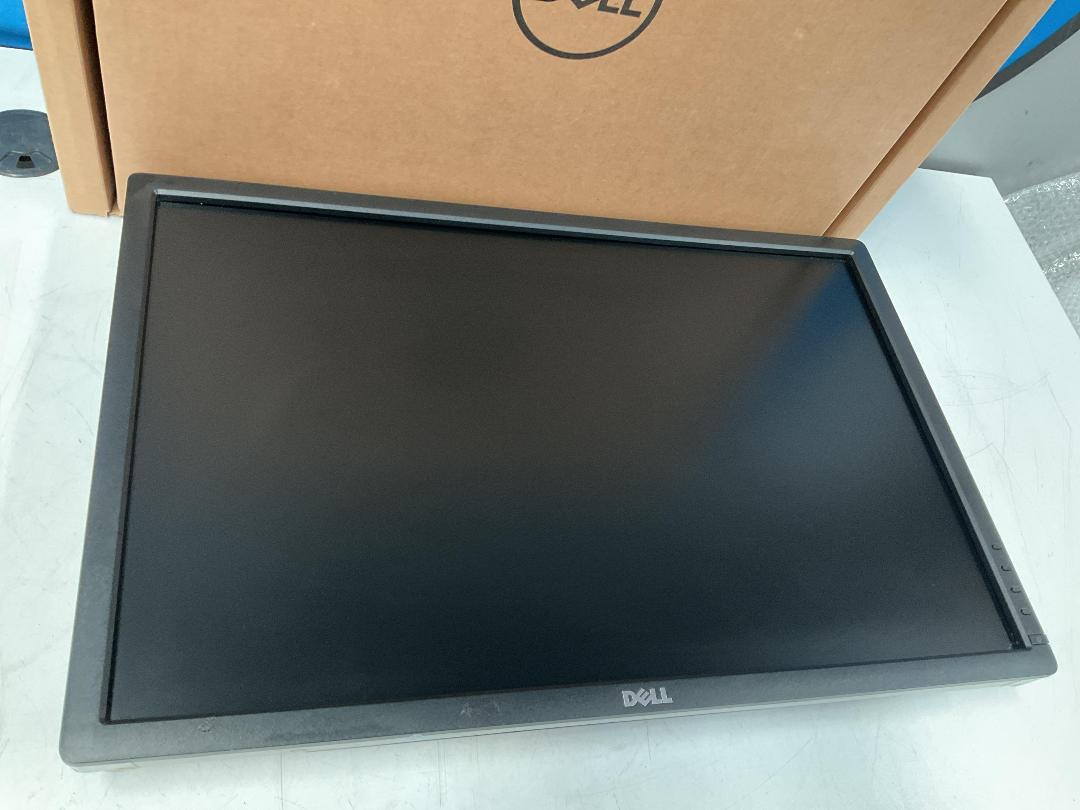 Photo '7' of Dell 24” LCD Computer Monitor - Model U2412Mc Photo '7' of Dell 24” LCD Computer Monitor - Model U2412Mc