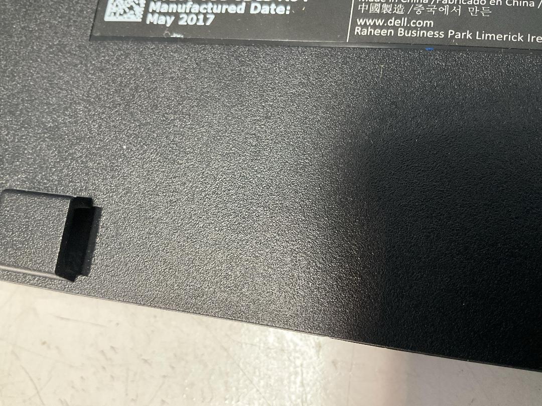 Photo '9' of 7x Dell 24” LCD Computer Monitors - Do Not Work, Use for Parts Only Photo '9' of 7x Dell 24” LCD Computer Monitors - Do Not Work, Use for Parts Only