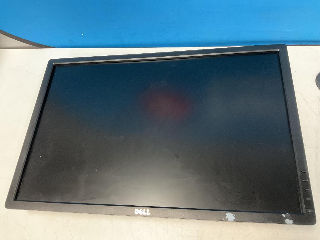 Photo '22' of 7x Dell 24” LCD Computer Monitors - Do Not Work, Use for Parts Only Photo '22' of 7x Dell 24” LCD Computer Monitors - Do Not Work, Use for Parts Only