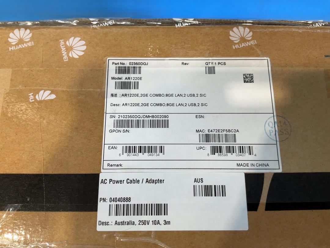 Photo '3' of Huawei AR1220E Enterprise Router