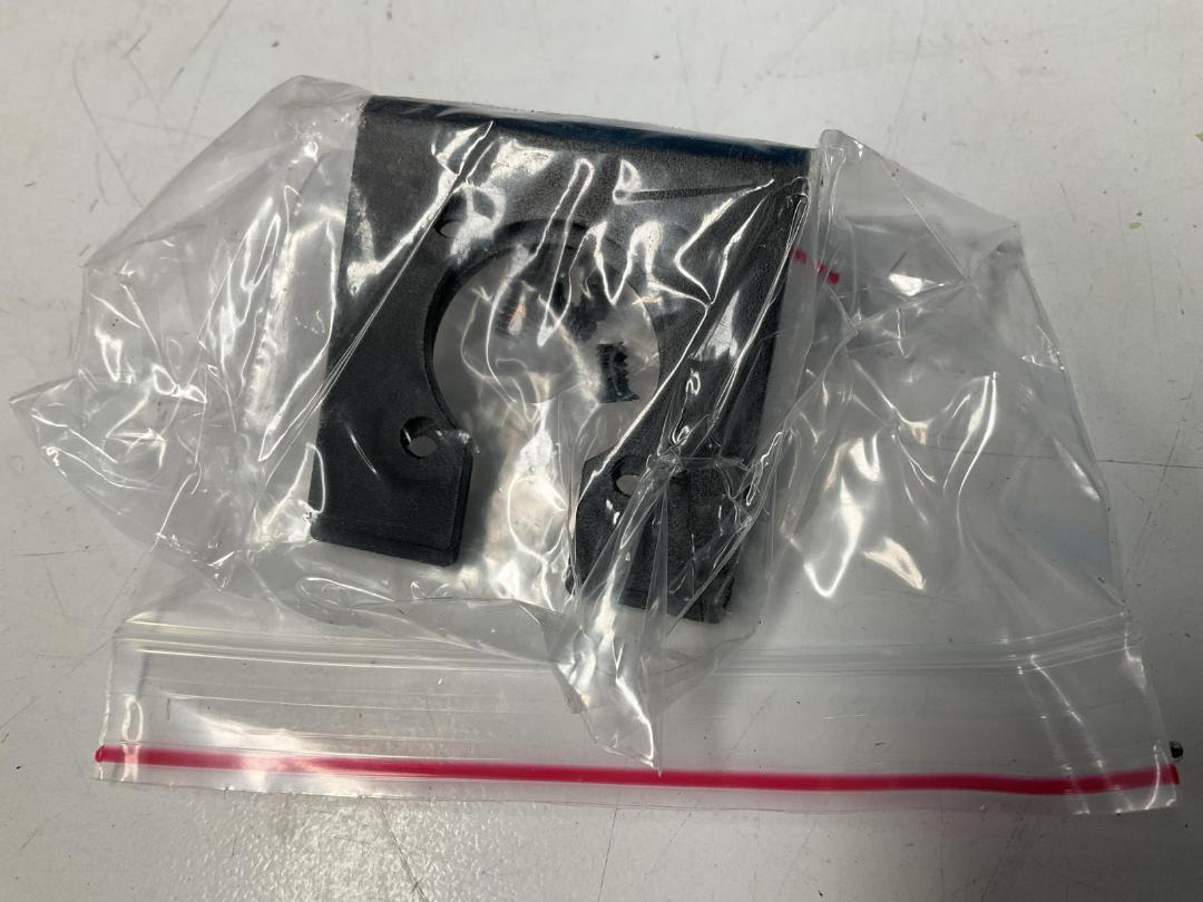 Photo '10' of Dynamix 8Port 10A Switched PDU Remote - Model SWH-1023J-08N1 Photo '10' of Dynamix 8Port 10A Switched PDU Remote - Model SWH-1023J-08N1