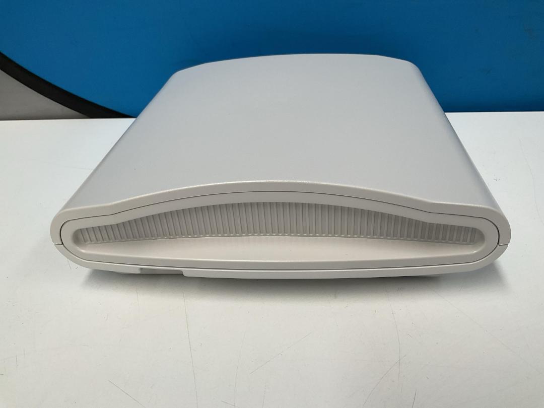 Photo '9' of Ruckus ZoneFlex R710 Wifi Access Point