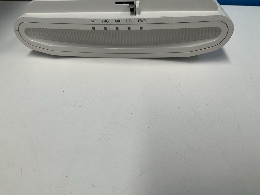 Photo '11' of Ruckus ZoneFlex R710 Wifi Access Point Photo '11' of Ruckus ZoneFlex R710 Wifi Access Point