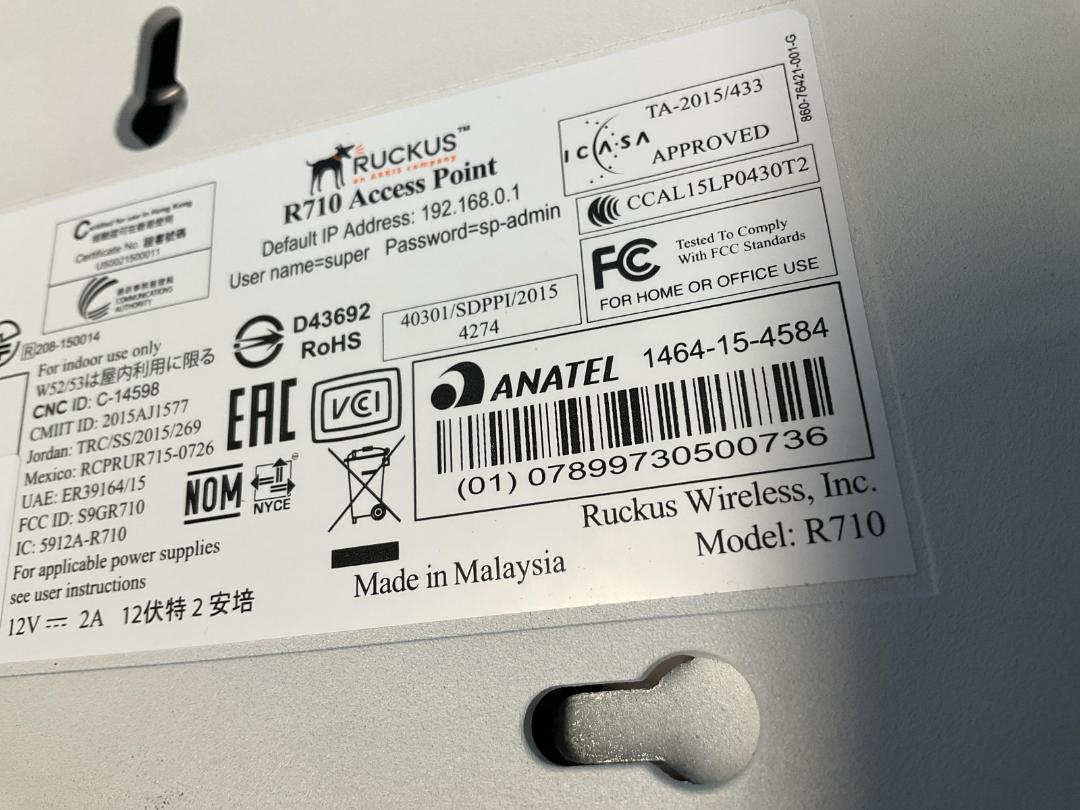 Photo '2' of Ruckus ZoneFlex R710 Wifi Access Point Photo '2' of Ruckus ZoneFlex R710 Wifi Access Point