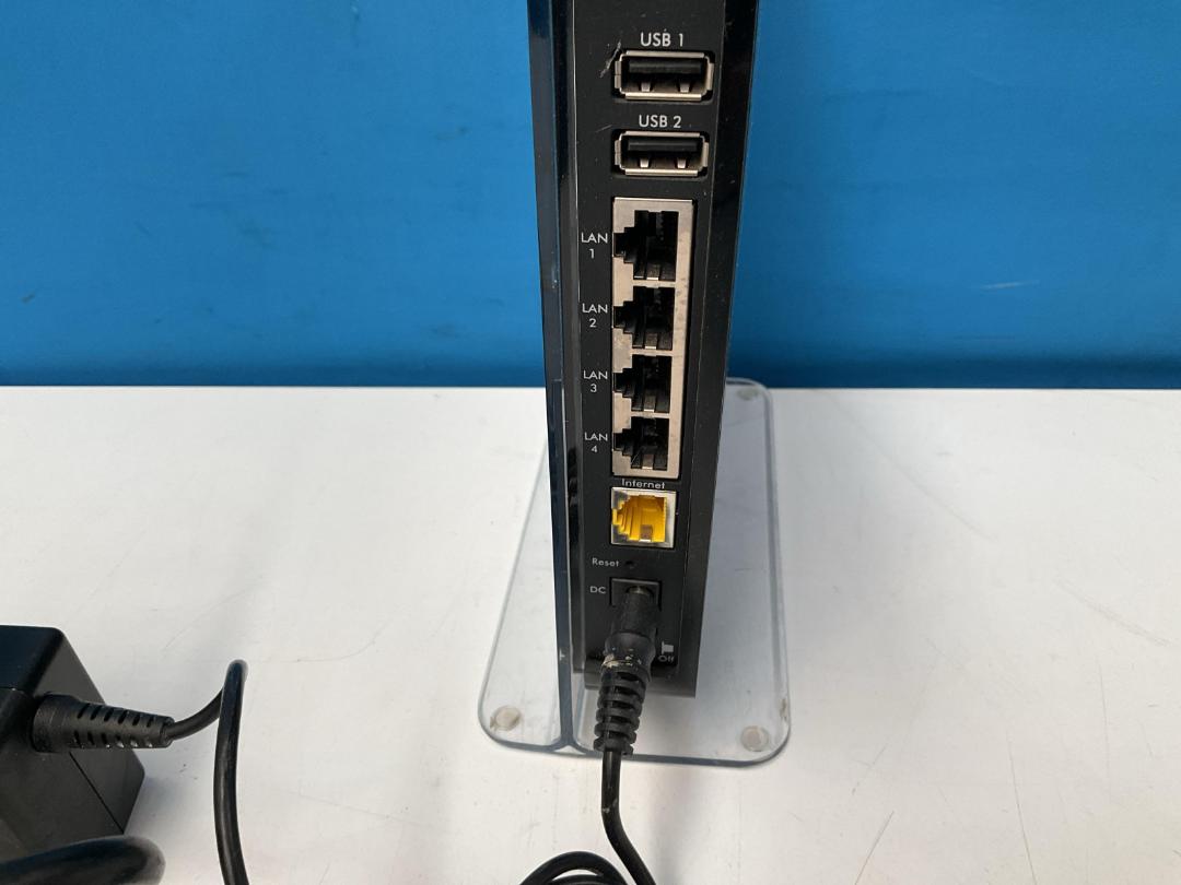 Photo '7' of NetGear N900 Wireless Dual Band Gigabit Router - Model WNDR4500 Photo '7' of NetGear N900 Wireless Dual Band Gigabit Router - Model WNDR4500