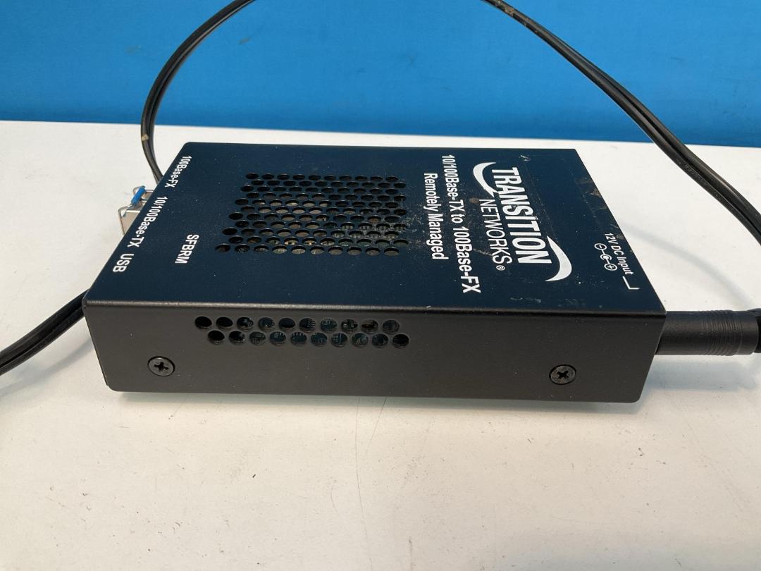 Photo '4' of Transition Networks 10/100Base-TX to 100Base-FX Media Converter or Similar