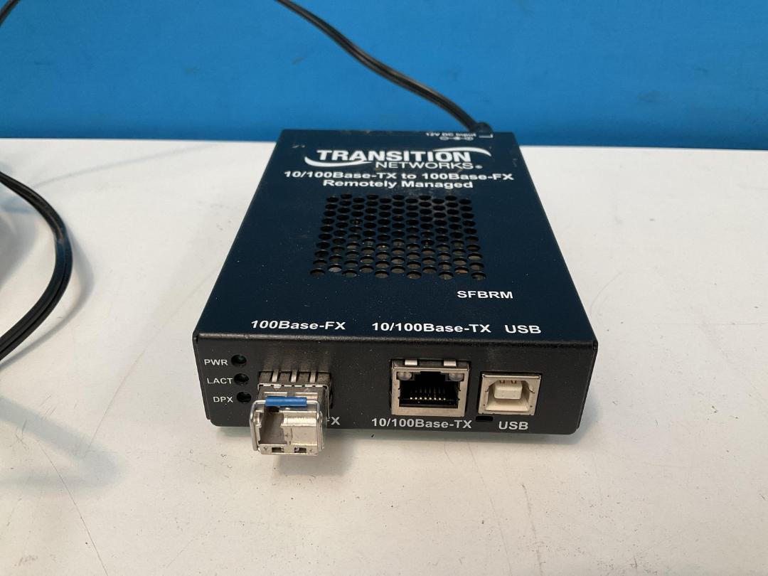 Photo '3' of Transition Networks 10/100Base-TX to 100Base-FX Media Converter or Similar