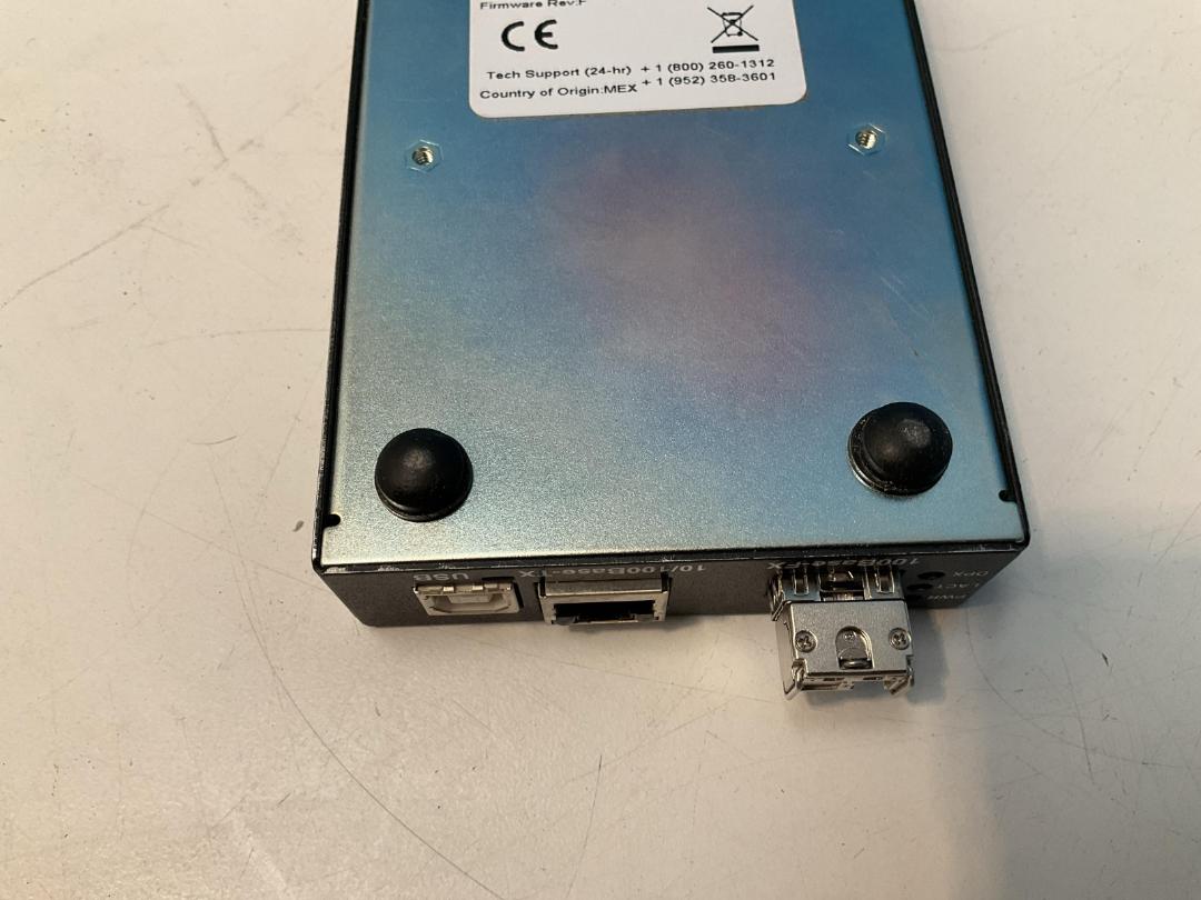 Photo '7' of Transition Networks 10/100Base-TX to 100Base-FX Media Converter or Similar