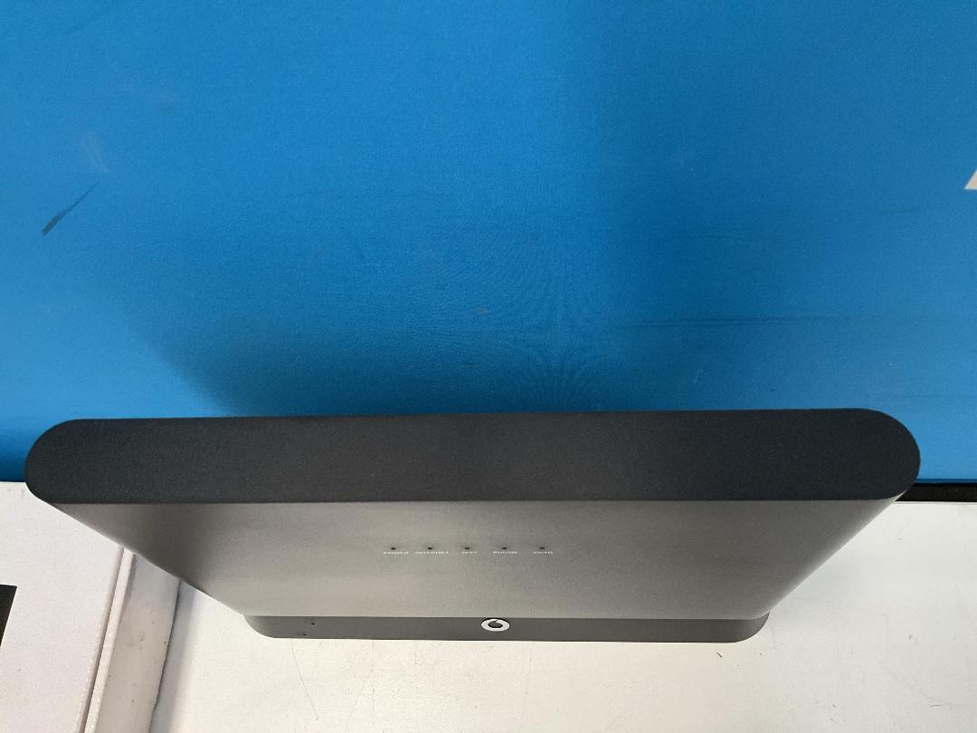 Photo '5' of Vodafone Ultra Hub Plus Photo '5' of Vodafone Ultra Hub Plus