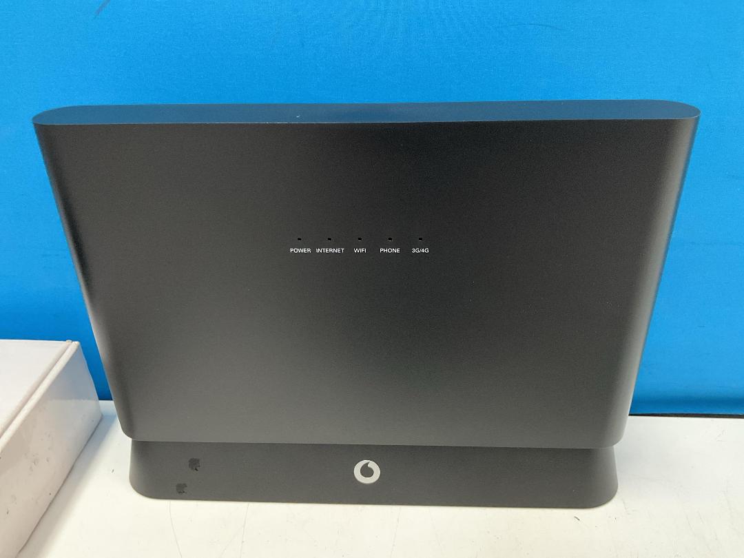 Photo '4' of Vodafone Ultra Hub Plus Photo '4' of Vodafone Ultra Hub Plus