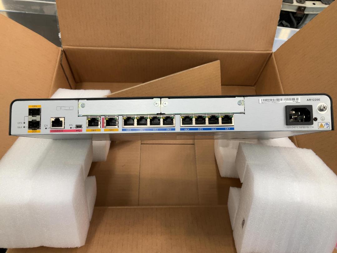Photo '8' of Huawei AR1220E Enterprise Router Photo '8' of Huawei AR1220E Enterprise Router