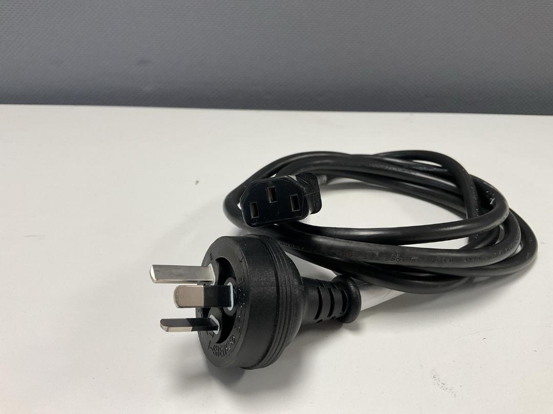 Photo '2' of 3 Pin Power Cords x2