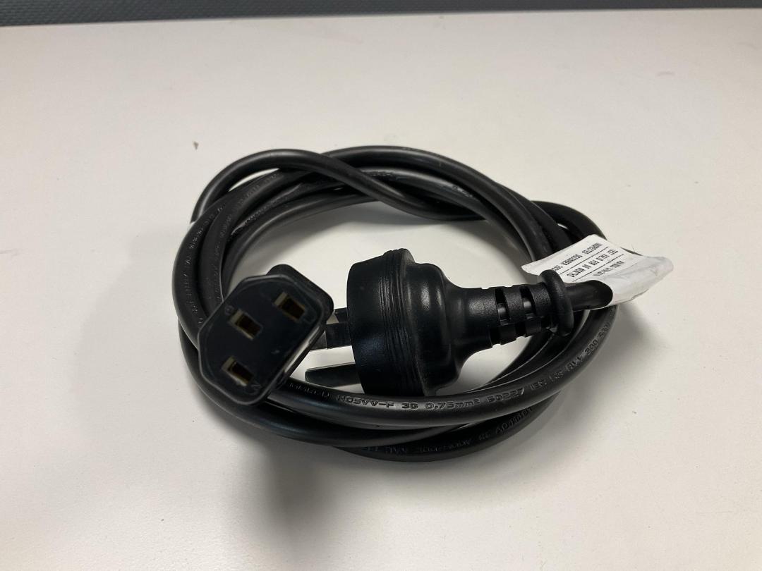 Photo '2' of 3 Pin Power Cords x2