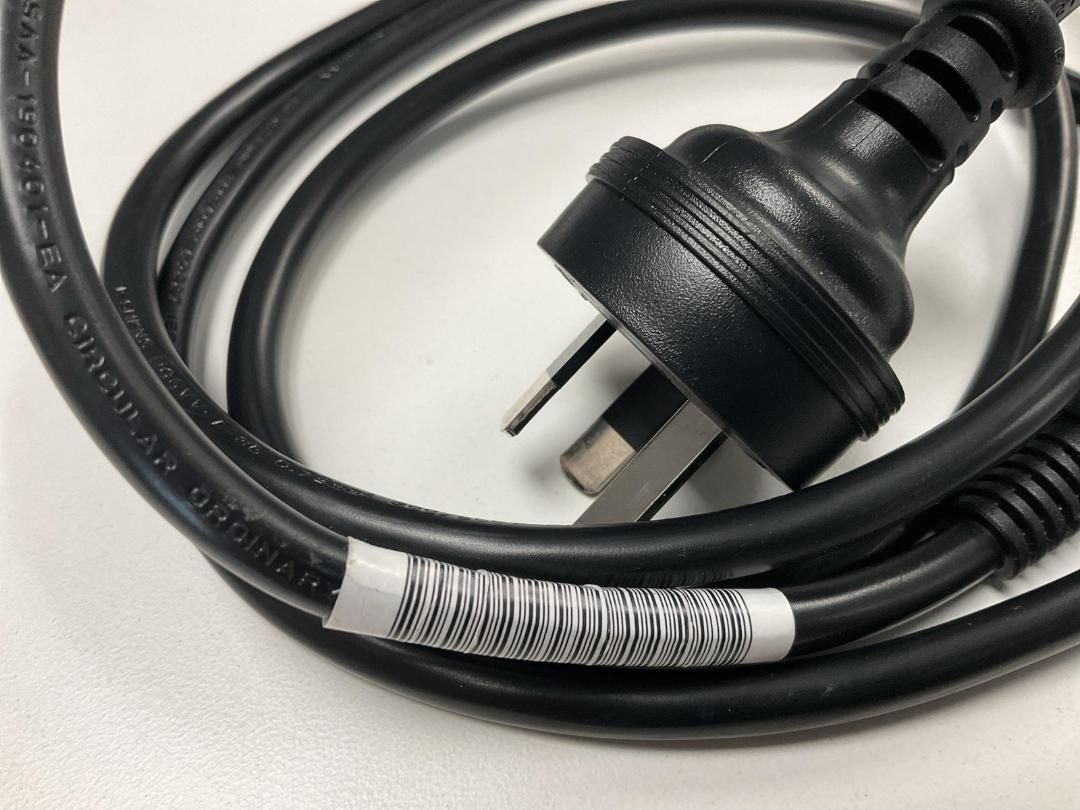 Photo '4' of 3 Pin Power Cords x2