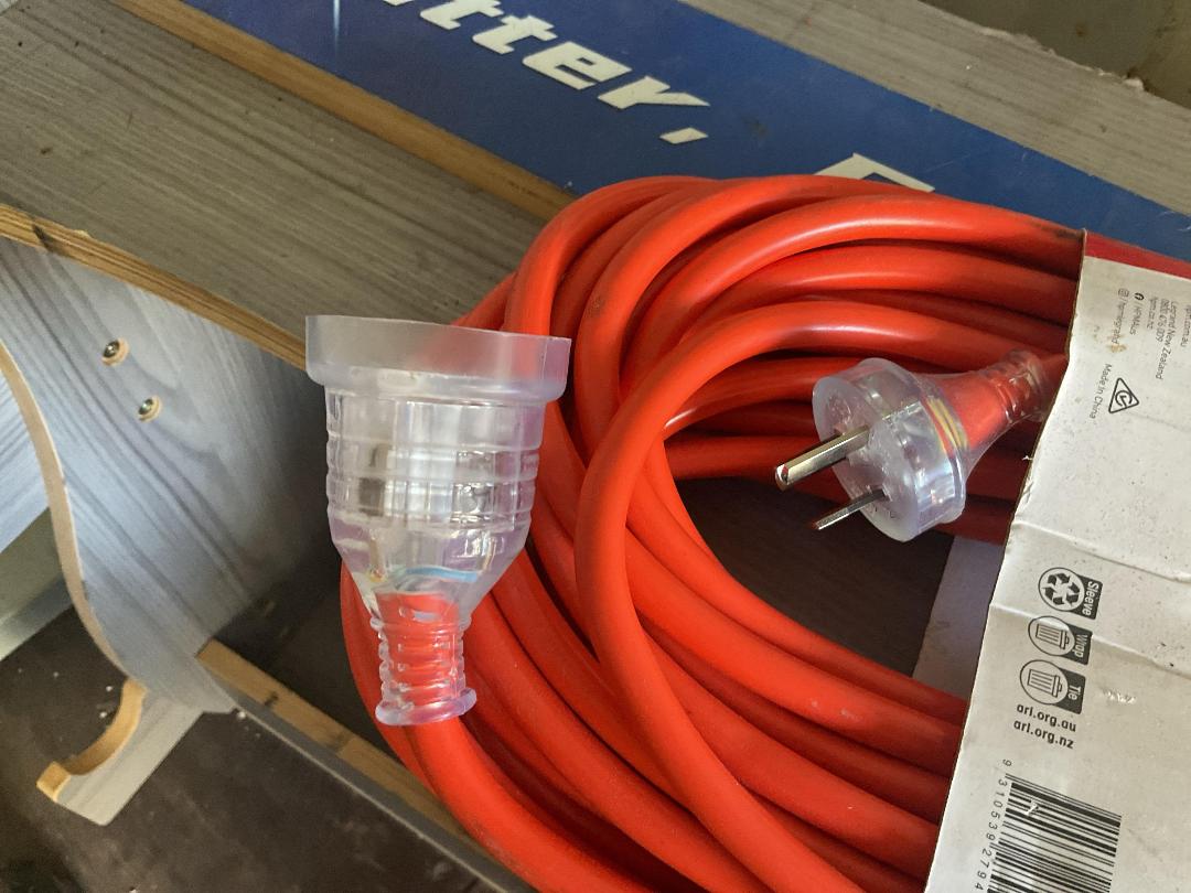 Photo '3' of Heavy-Duty Extension Lead