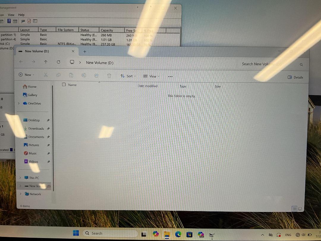 Photo '6' of Samsung T7 Portable SSD 2TB Photo '6' of Samsung T7 Portable SSD 2TB