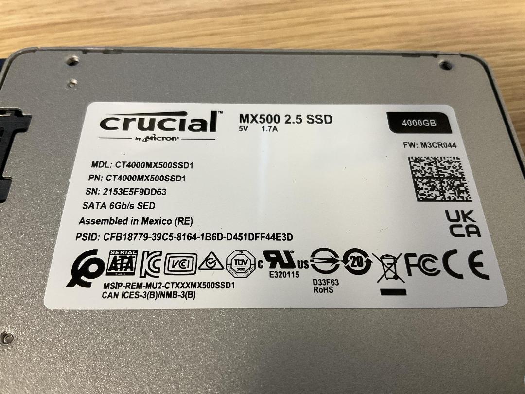 Photo '3' of Crucial 4TB MX500 SSD & Portable Case Photo '3' of Crucial 4TB MX500 SSD & Portable Case