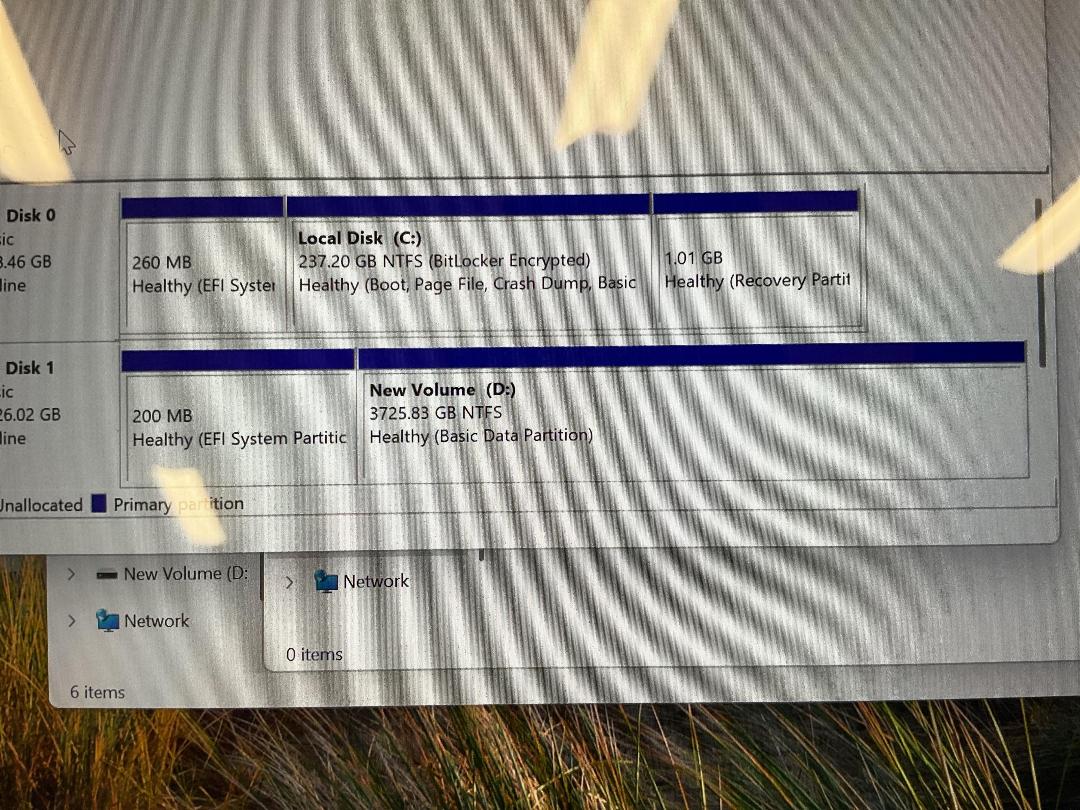 Photo '7' of Crucial 4TB MX500 SSD & Portable Case Photo '7' of Crucial 4TB MX500 SSD & Portable Case