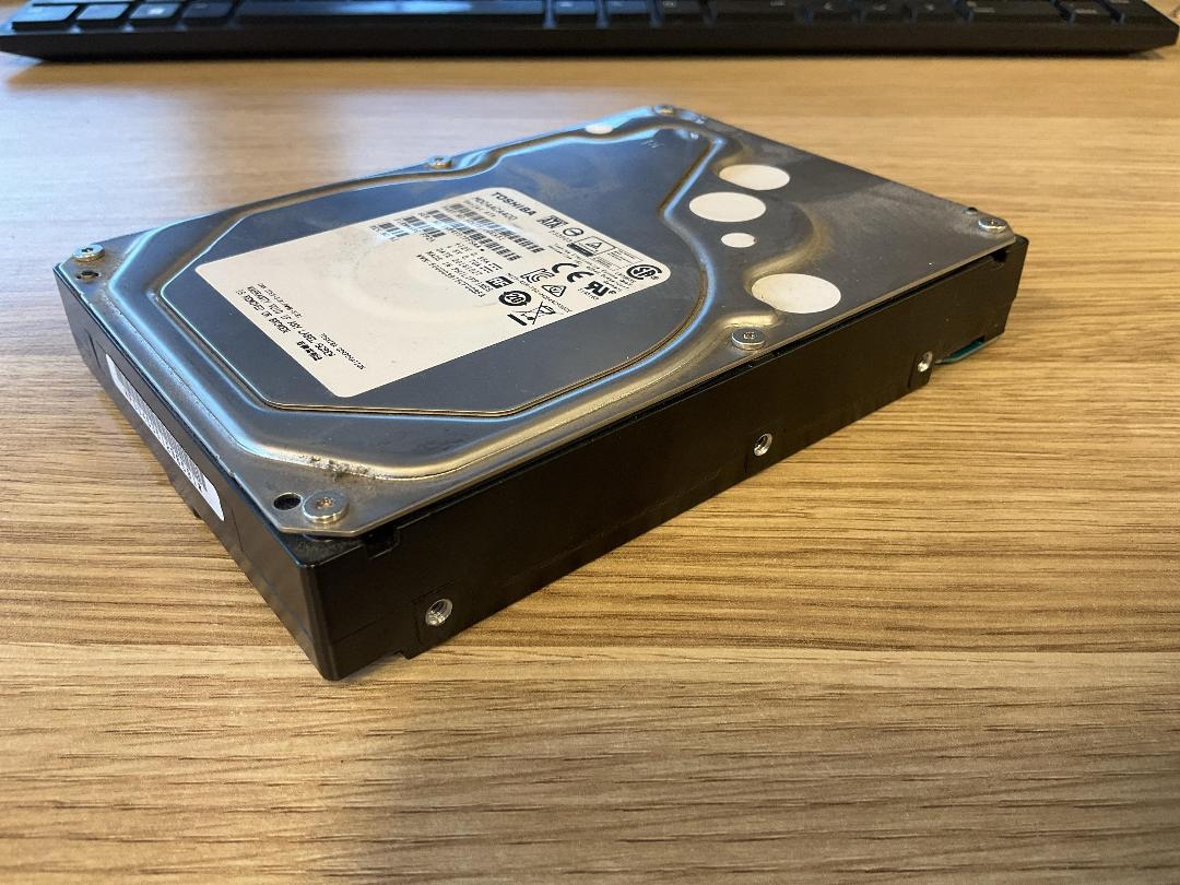 Photo '4' of Toshiba 4TB PC Hard Drive Photo '4' of Toshiba 4TB PC Hard Drive