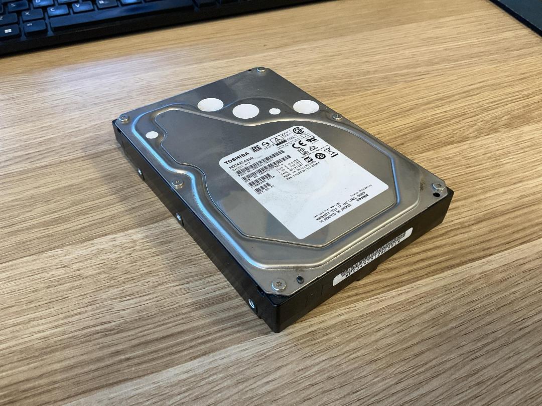 Photo '2' of Toshiba 4TB PC Hard Drive Photo '2' of Toshiba 4TB PC Hard Drive