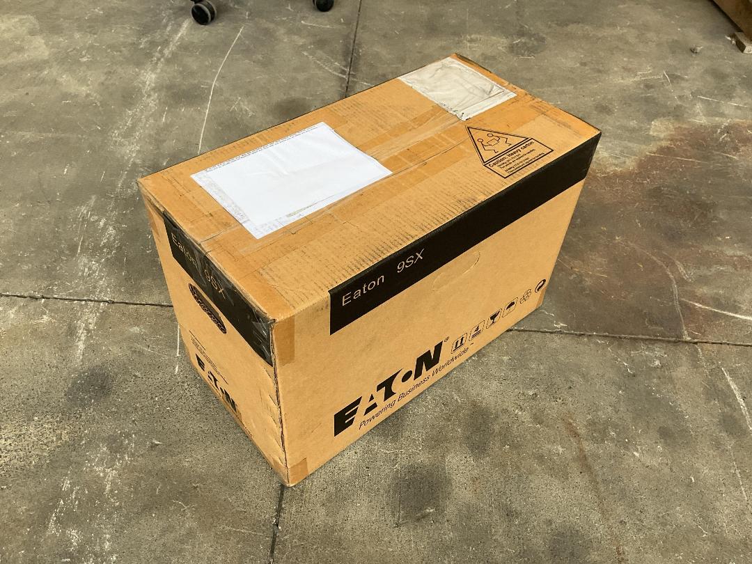 Photo '4' of Eaton 9SX 700i UPS