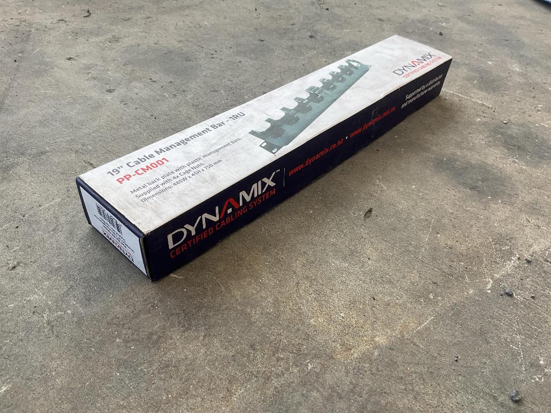 Photo '2' of Dynamix 5e 19” Cable Management Bar - 1RU