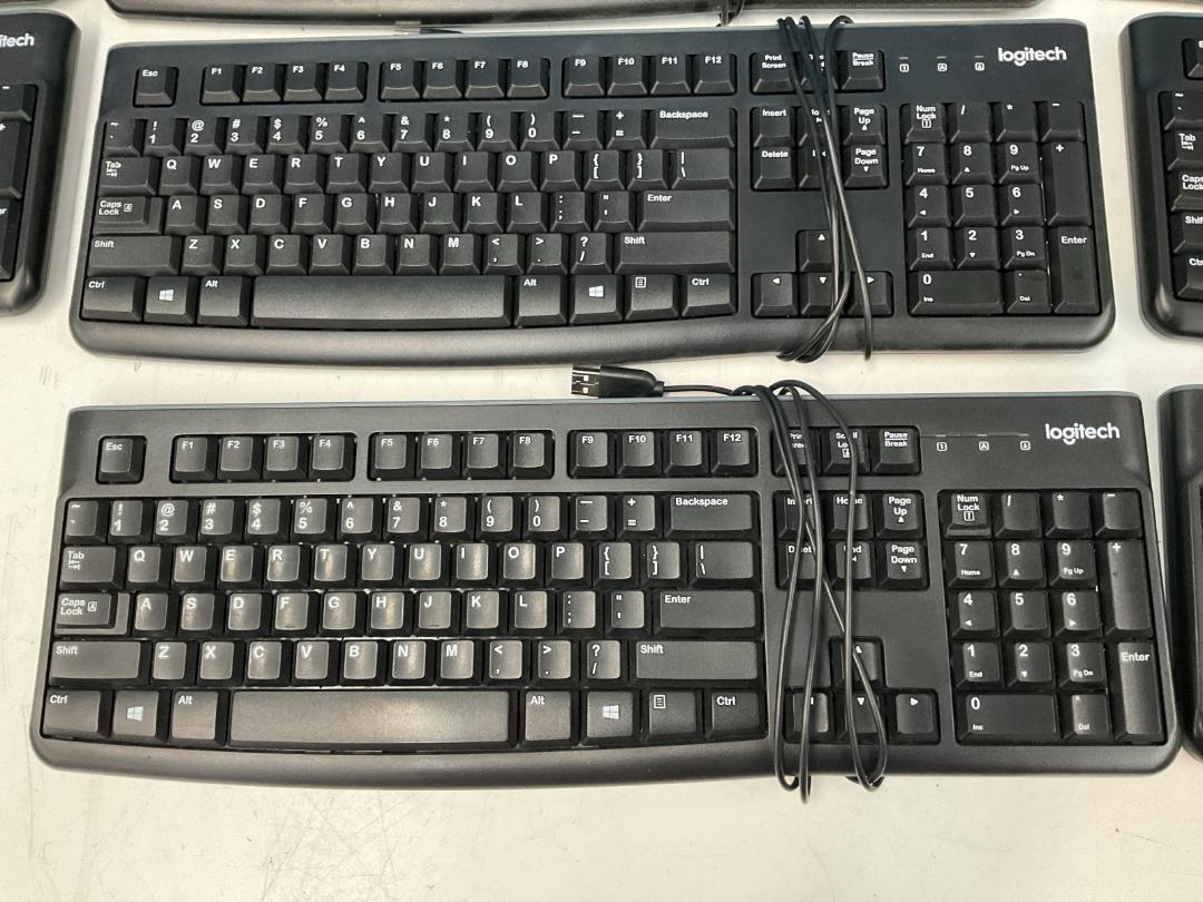 Photo '4' of 11x Logitech Corded Keyboards Photo '4' of 11x Logitech Corded Keyboards