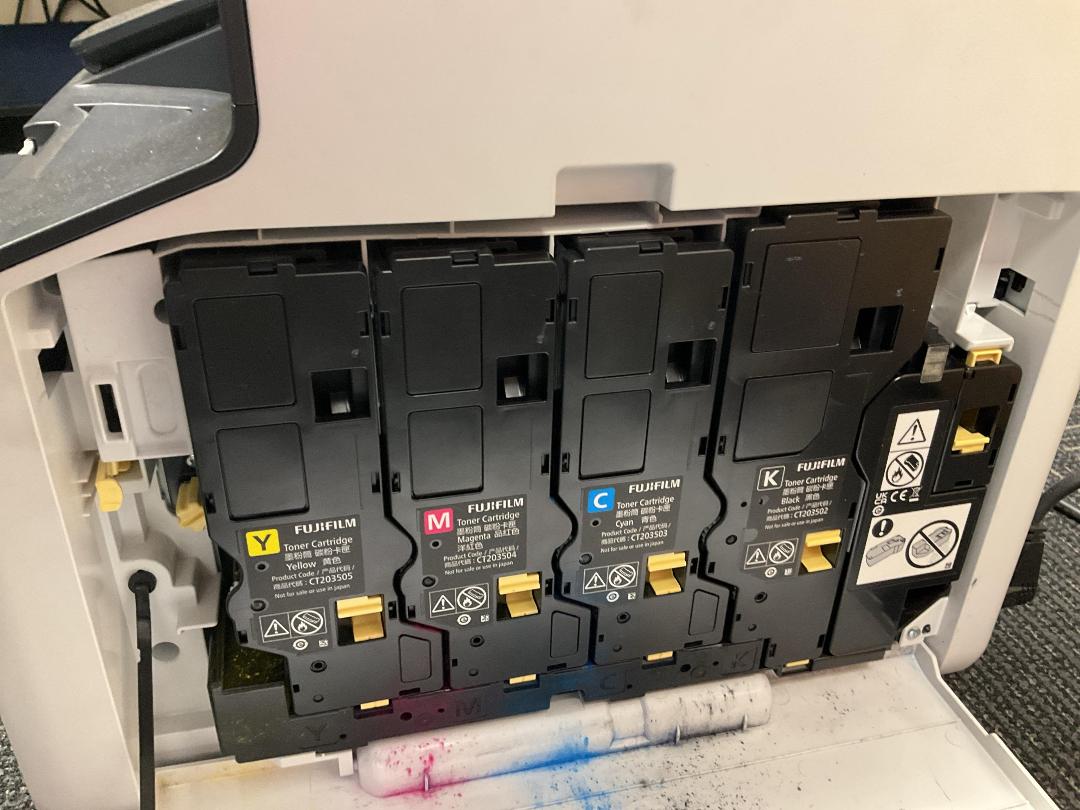 Photo '3' of FUJIFILM apeos c325 printer/scanner #005533