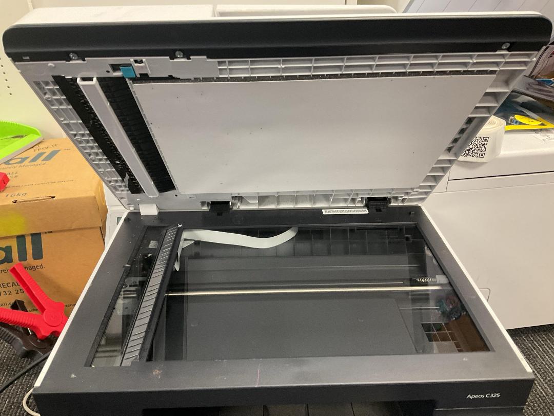 Photo '2' of FUJIFILM apeos c325 printer/scanner #005515