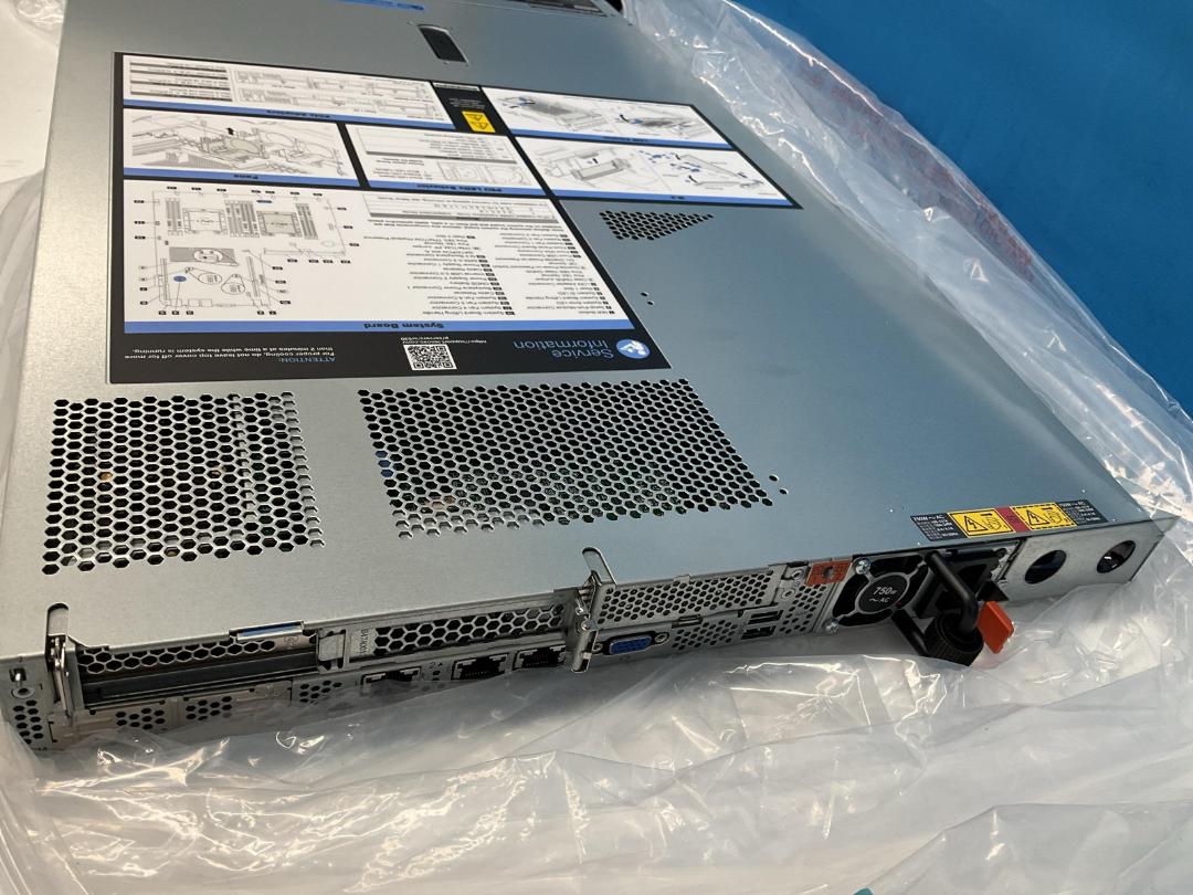 Photo '19' of Lenovo Think System or Similar - Model 7X08 Photo '19' of Lenovo Think System or Similar - Model 7X08