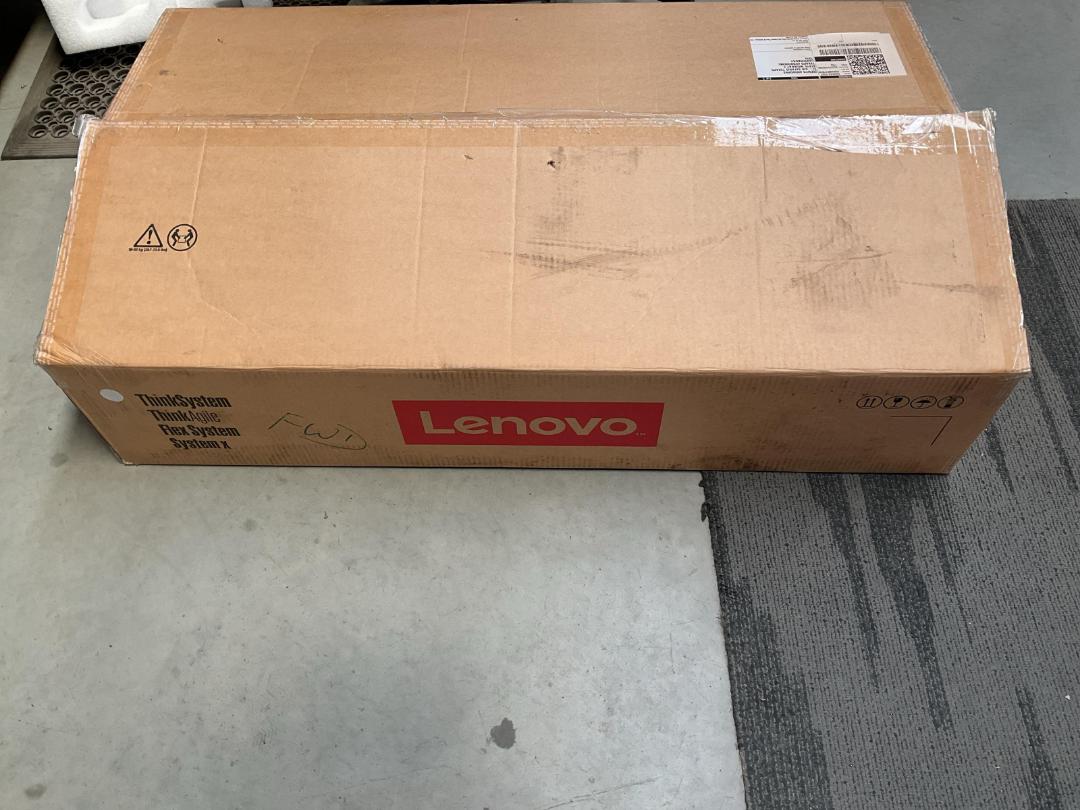 Photo '24' of Lenovo Think System or Similar - Model 7X08 Photo '24' of Lenovo Think System or Similar - Model 7X08