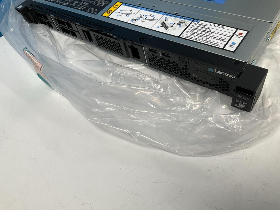 Photo '22' of Lenovo Think System or Similar - Model 7X08 Photo '22' of Lenovo Think System or Similar - Model 7X08