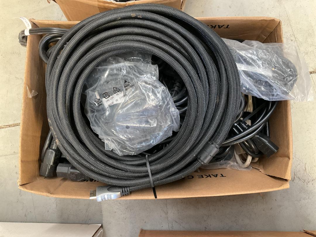 Photo '7' of DELLEMC Black Coloured Server Equipment, Adapters, Fixed Shelves Etc Photo '7' of DELLEMC Black Coloured Server Equipment, Adapters, Fixed Shelves Etc