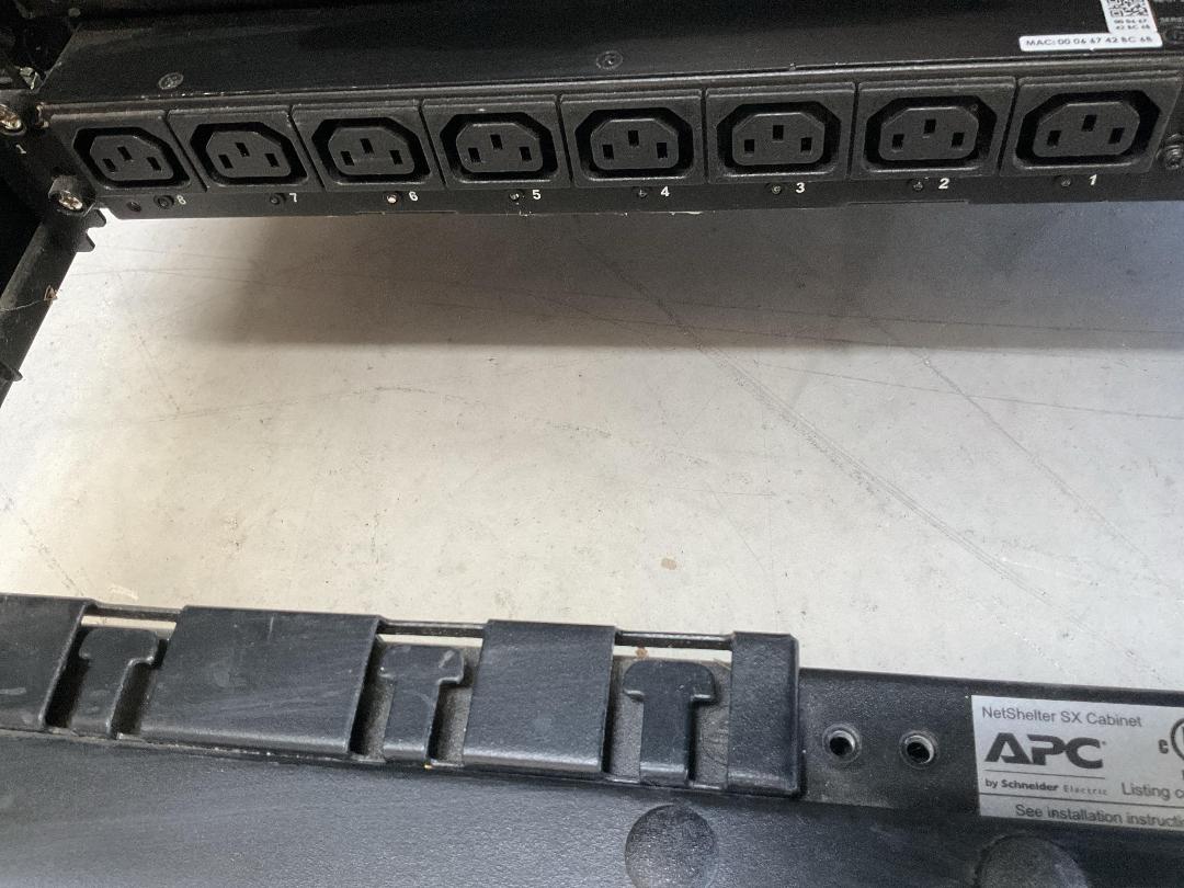 Photo '28' of DELLEMC Black Coloured Server Equipment, Adapters, Fixed Shelves Etc Photo '28' of DELLEMC Black Coloured Server Equipment, Adapters, Fixed Shelves Etc