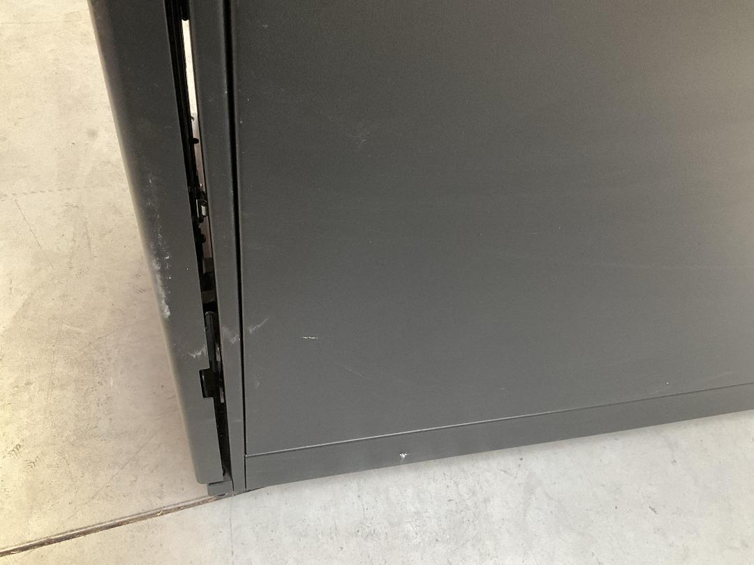 Photo '37' of DELLEMC Black Coloured Server Equipment, Adapters, Fixed Shelves Etc Photo '37' of DELLEMC Black Coloured Server Equipment, Adapters, Fixed Shelves Etc