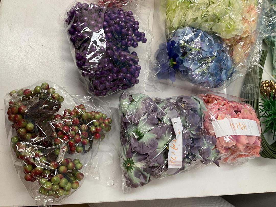 Photo '11' of Bulk Lot of Artificial Colourful Flowers for Crafts Etc