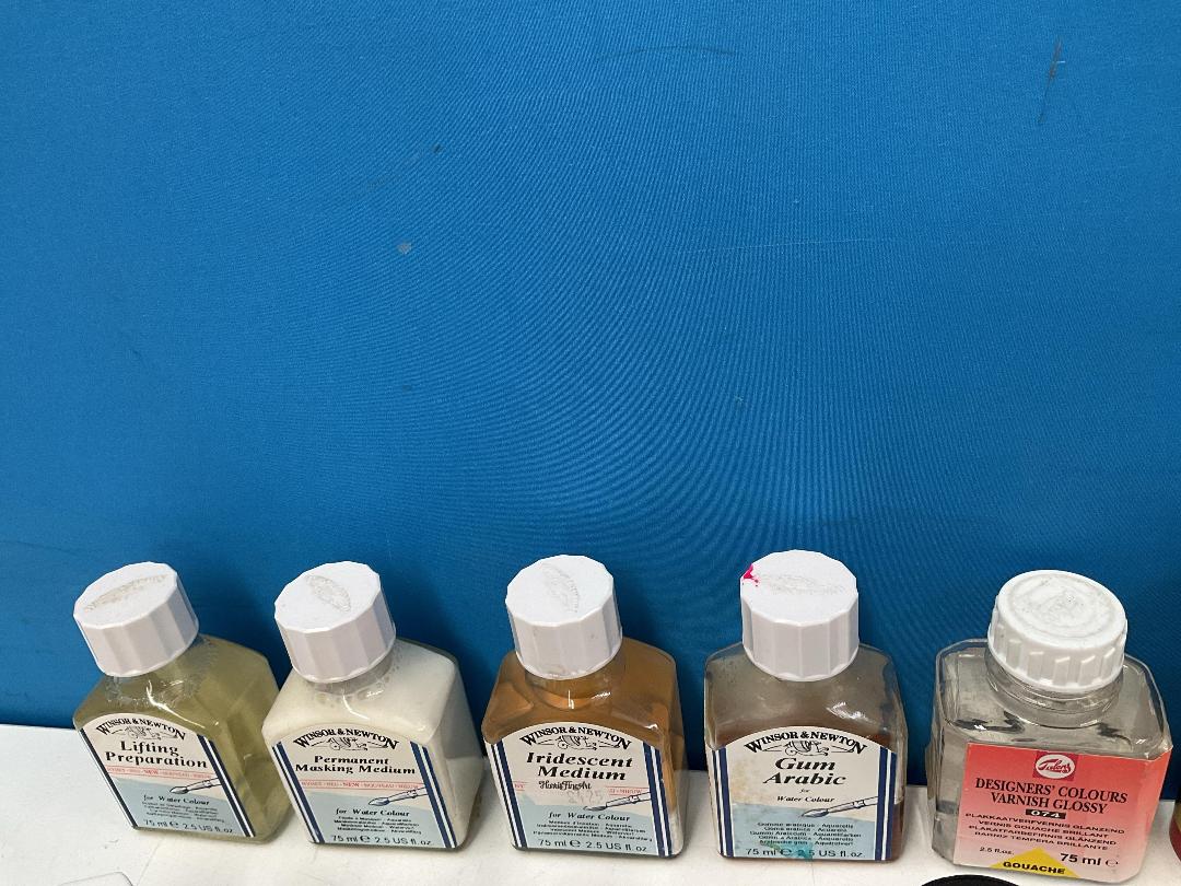 Photo '4' of Craft Items - Paints, Pastels, Paint Brushes Etc