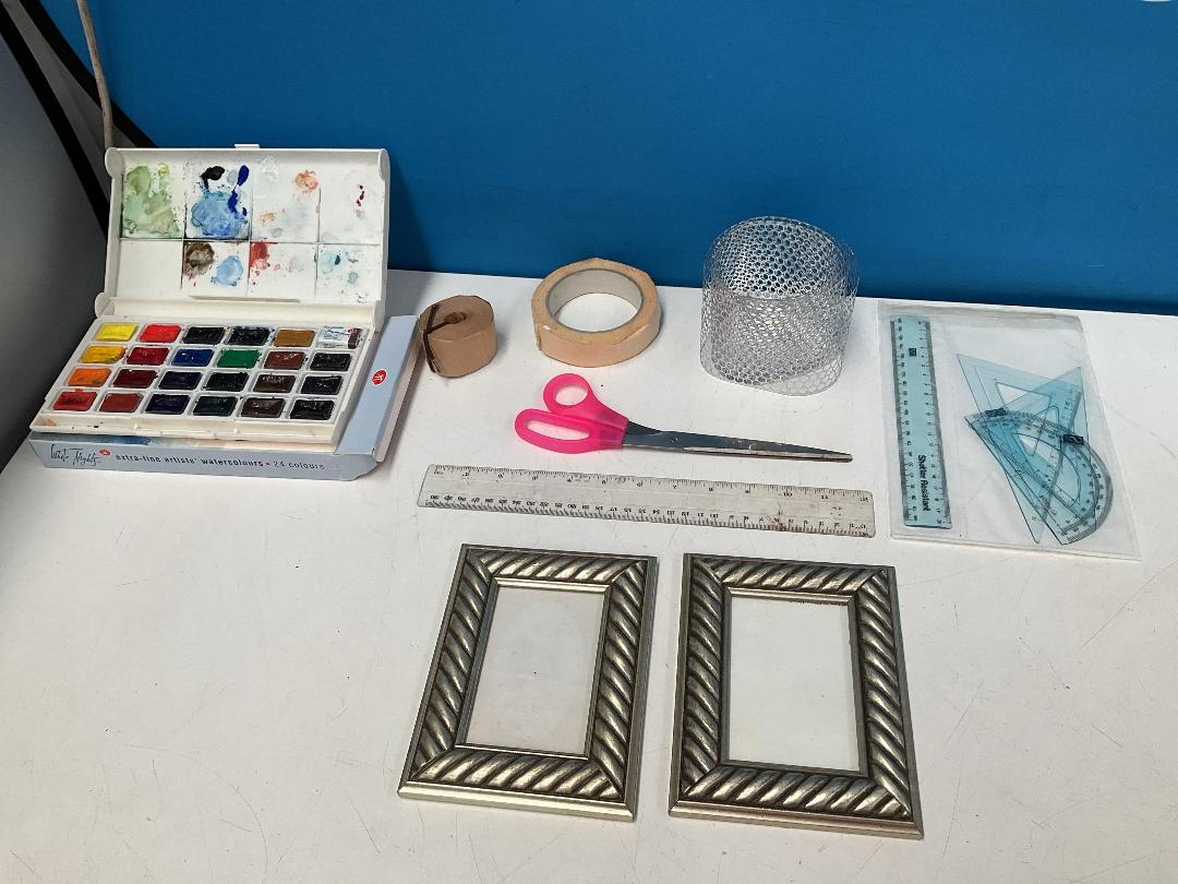 Photo '18' of Craft Items - Paints, Pastels, Paint Brushes Etc